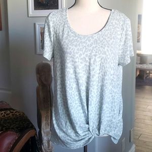 EUC Nine Brittan Top